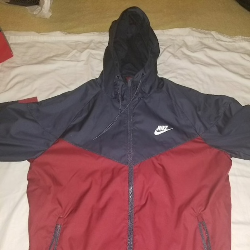 Nike windbreaker